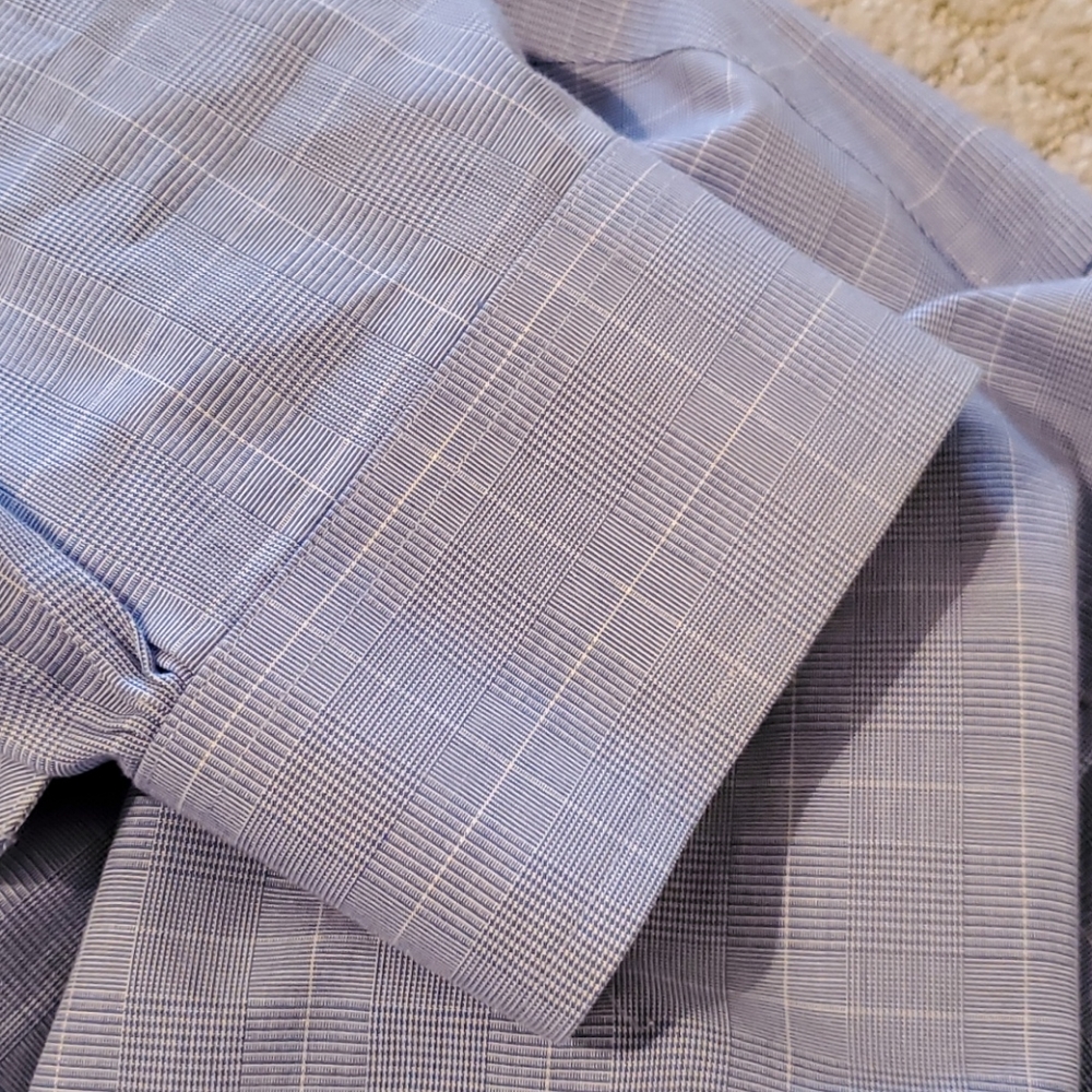 Brooks Brothers Button Up - Picture 6 of 6
